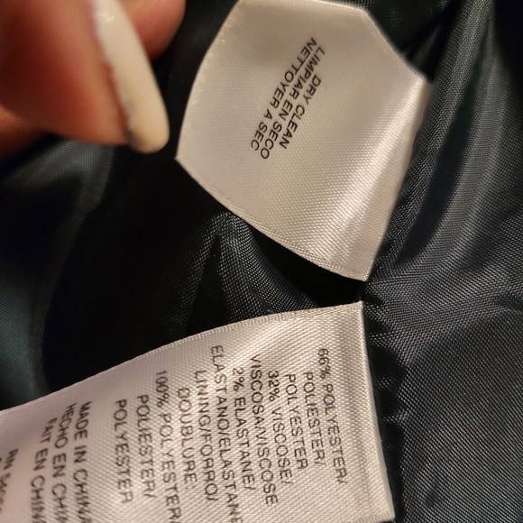 Ladies Green Jones New York pant suit - Picture 7 of 8